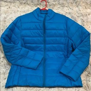 Light weight puffer jacket